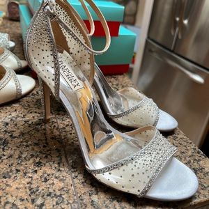 Badgley mischka heels